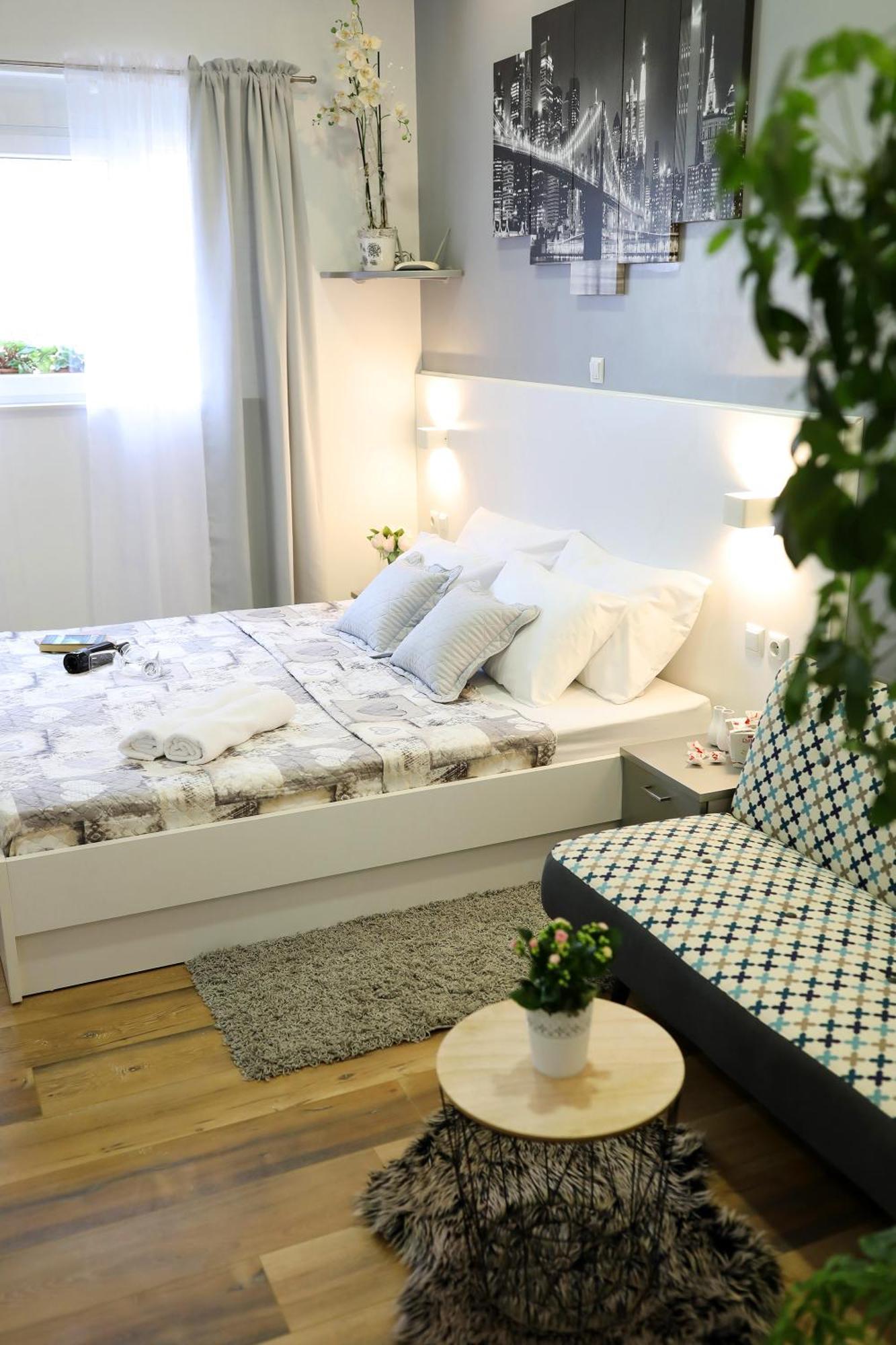 Studio Apartman Summer Flower Zara Esterno foto